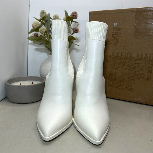 Steve Madden Scavenge Ankle Boots Pointed Toe Shoes Winter White Women 6M - Picture 2 of 11